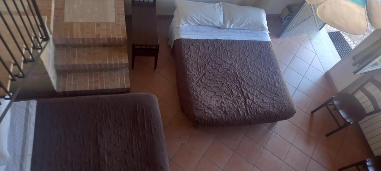 فندق Agriturismo Borgo Nuovo Sant'Agata Dei Goti Migliara-San Silvestro المظهر الخارجي الصورة